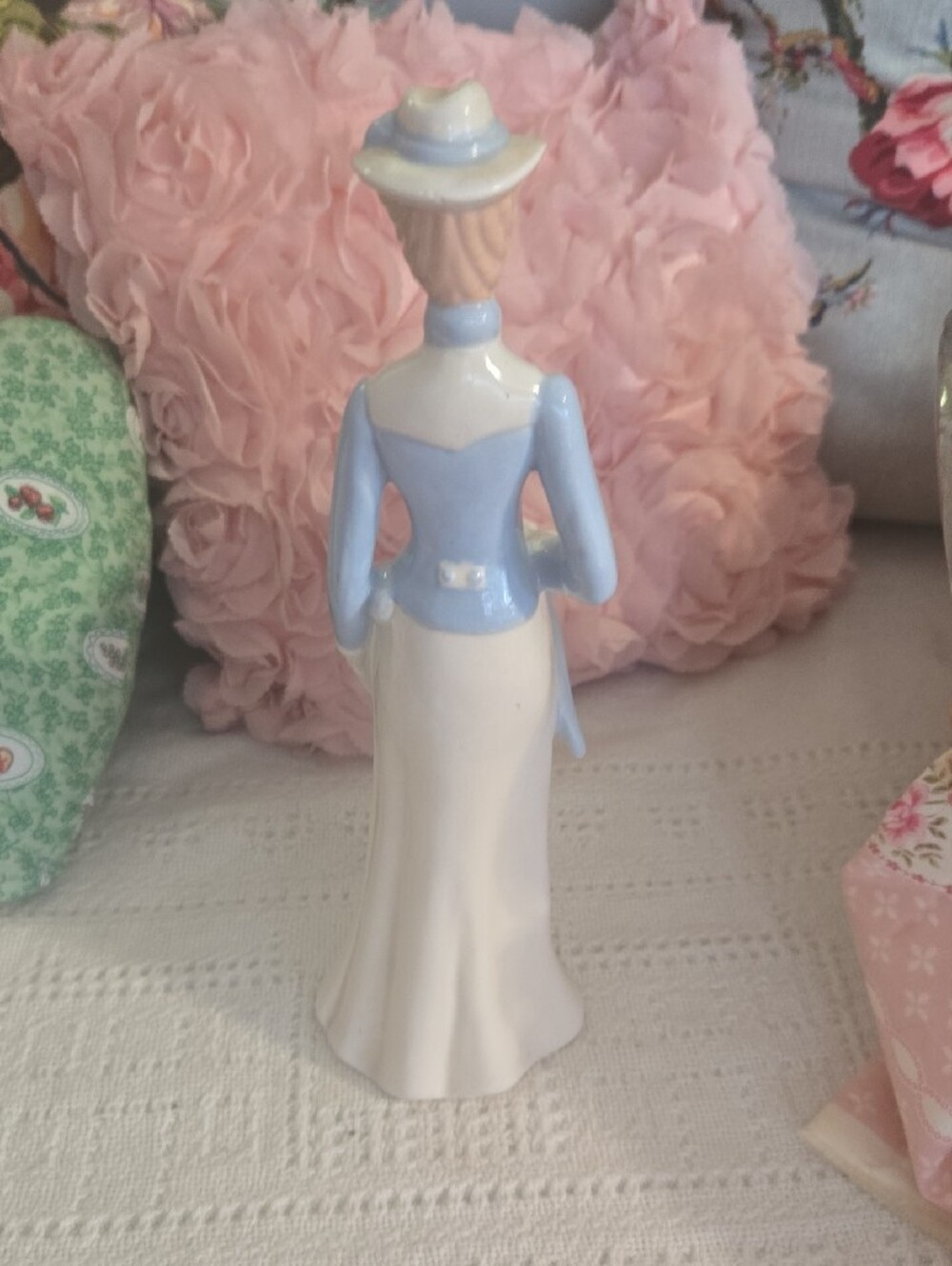 Porcelain Victorian Lady Figurine in Light Blue and White - Picture 3 of 6
